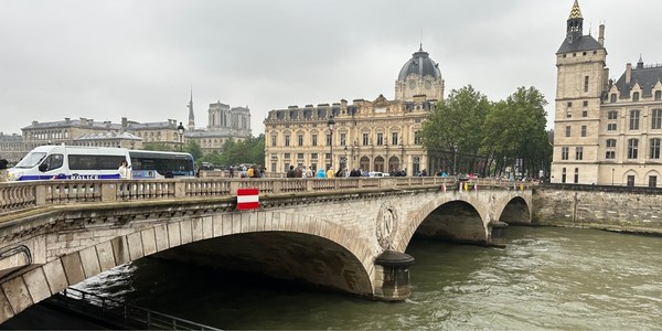 Sevgiliyle Gidilebilecek Yerler Ülkeler Romantik Tatil Yerleri Fransa Paris