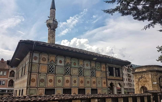 Tetovo Kalkandelen Alaca Camii nerede Balkan Tatili