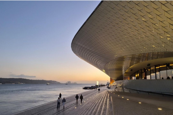 MAAT The Museum of Art Architecture and Technology portekiz lizbon gezilecek yerler